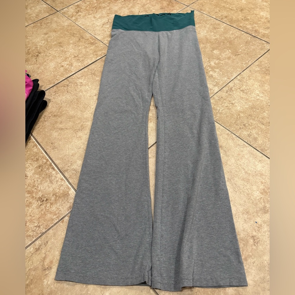 Aerie vintage flip over gray and teal Yoga Pants